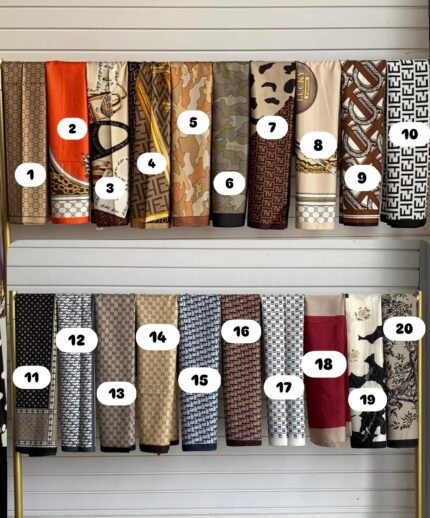 Floral Twill Silk Vintage (90/90cm)